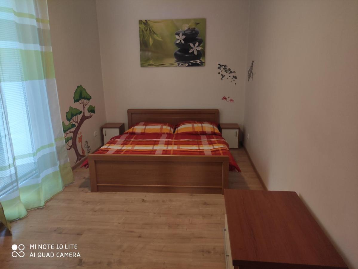 Apartmán Lúčky 5 izbový rodinný dom Exterior foto