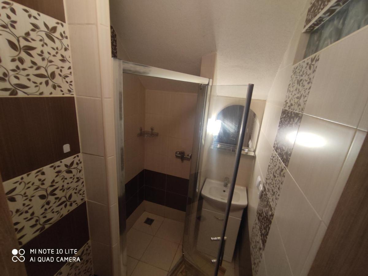 Apartmán Lúčky 5 izbový rodinný dom Exterior foto